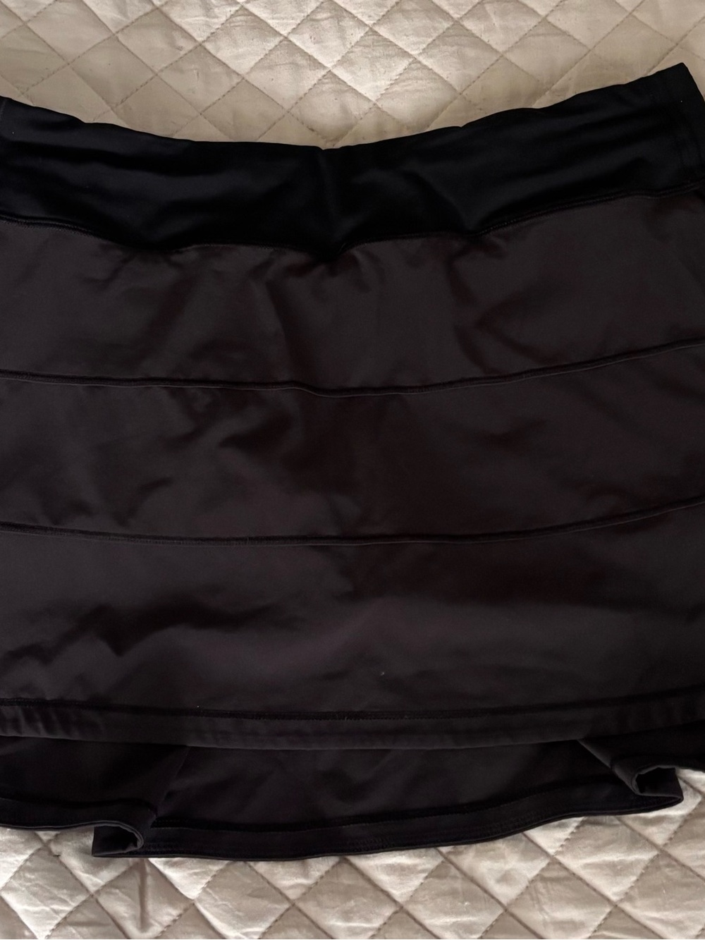 Lululemon Black Pace
Rival Skirt Skort with built in shorts with side pockets - Picture 5 of 9